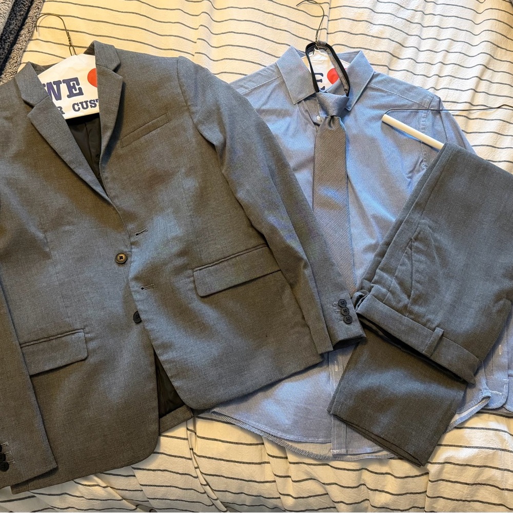 Gray boys size 10/12 Suit Set